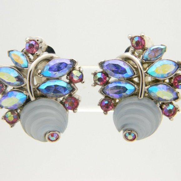 Trifari Jewelry - CROWN TRIFARI Silver Tone Frosted Poured Glass